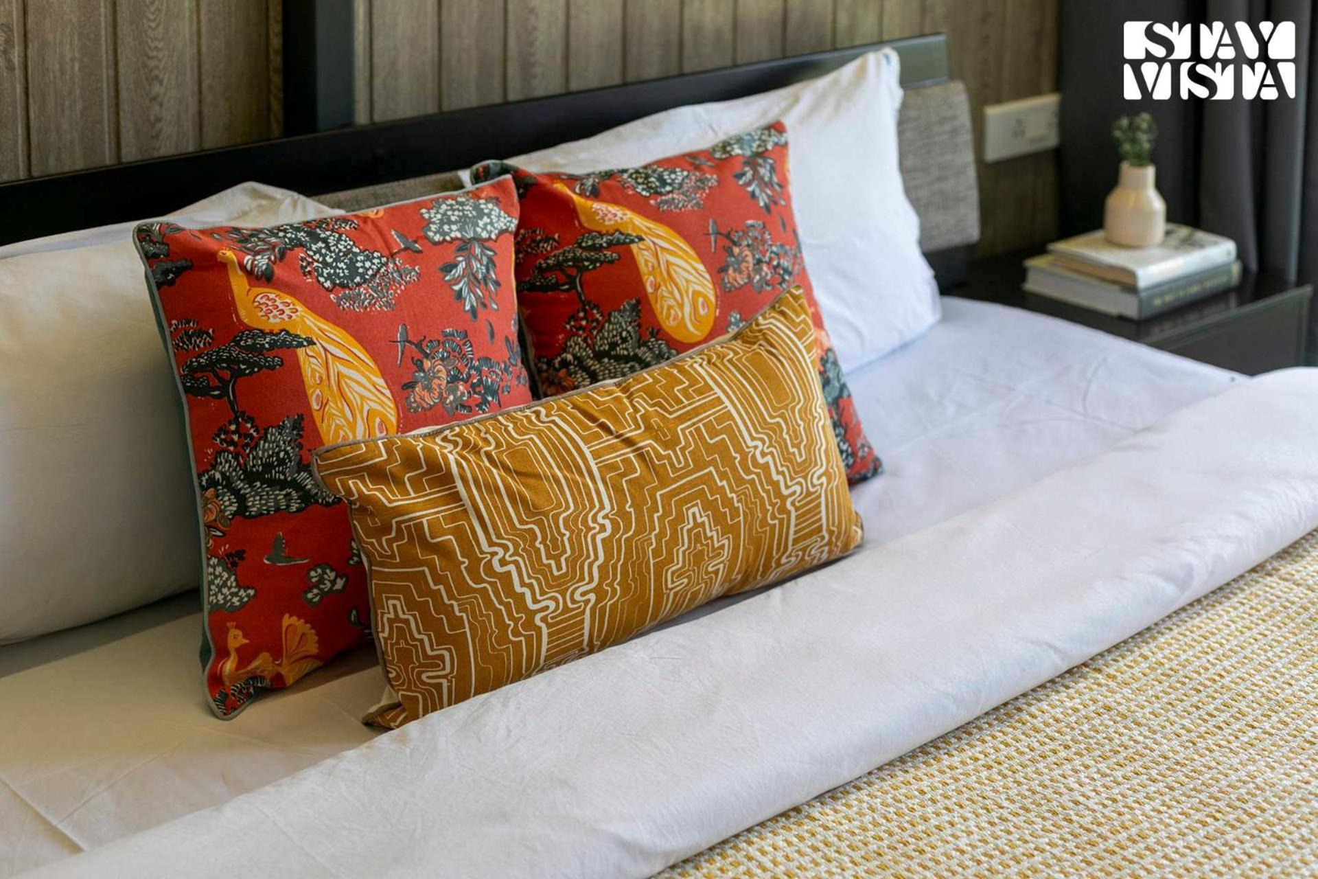 Stayvista'S Celeste Villa - Hill-View Retreat With Infinity Pool Nashik Eksteriør billede